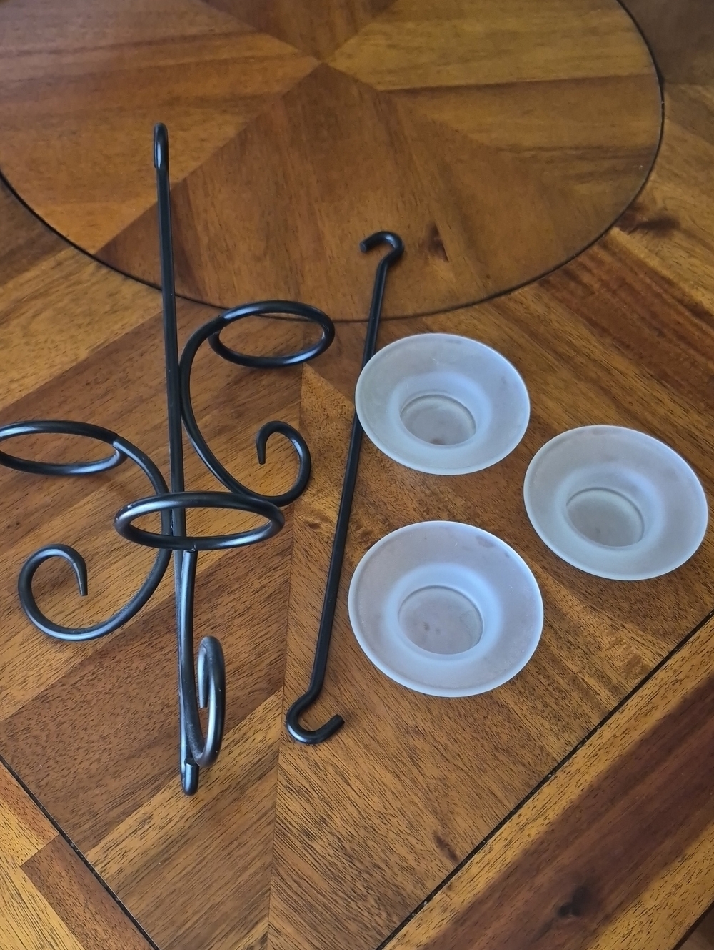 Black Metal Decorative Candle Holder Stand with Frosted Glass Tea Light Dishes
